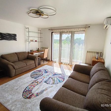 Arka Apartment Craiova Exterior photo