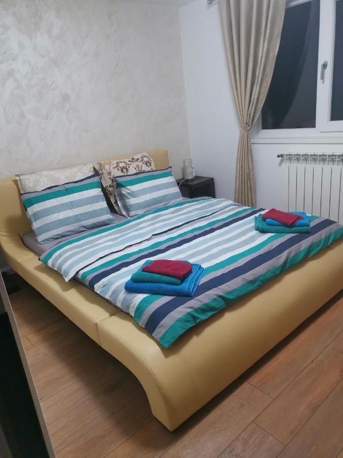 Arka Apartment Craiova Exterior photo
