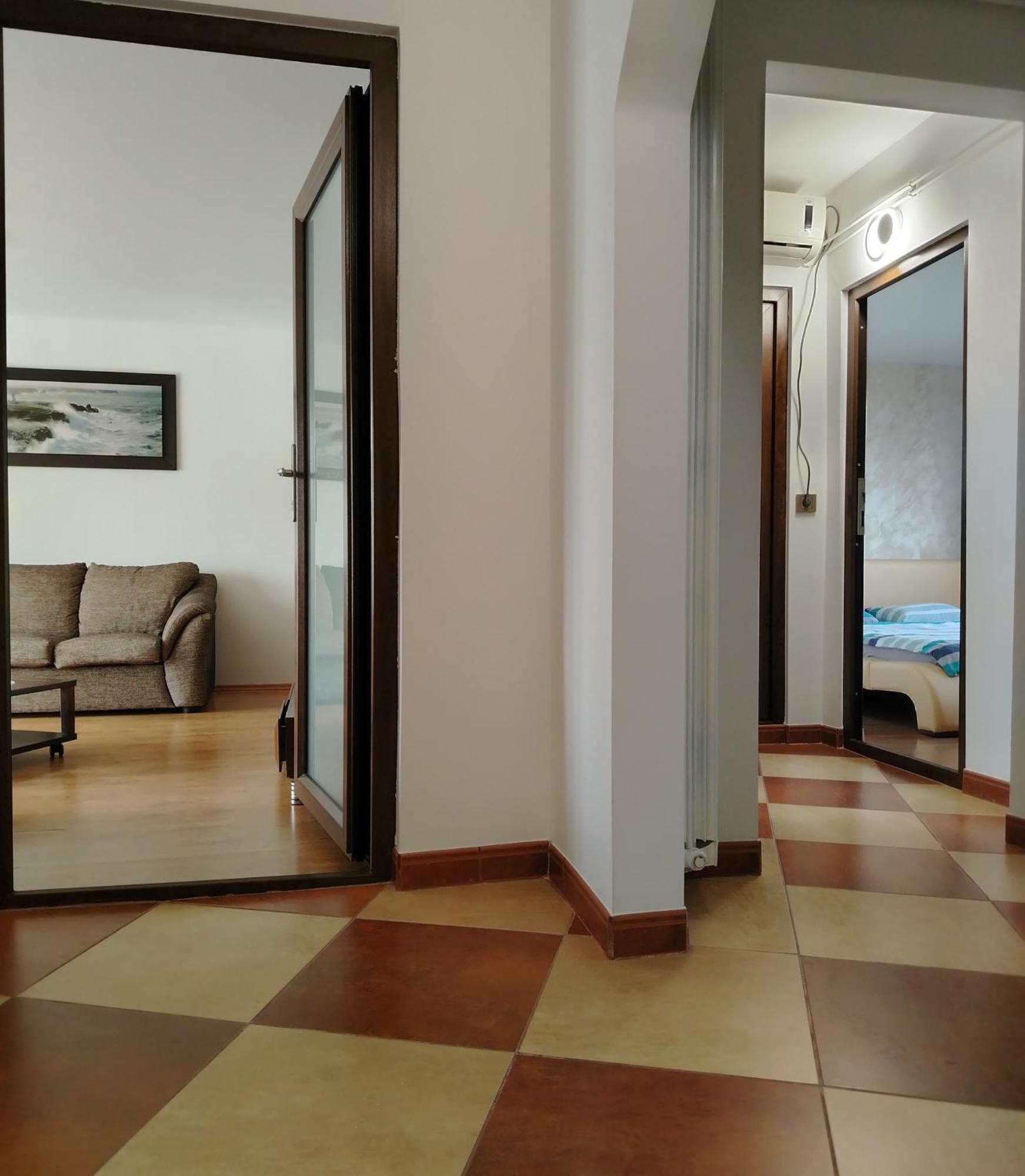 Arka Apartment Craiova Exterior photo